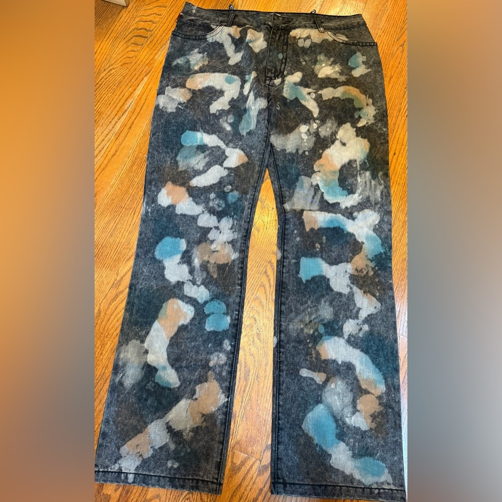 NWOT ROBIN'S JEANS Black Tie Dye Multicolor Splashes STUDDED Wings Pockets Sz 40